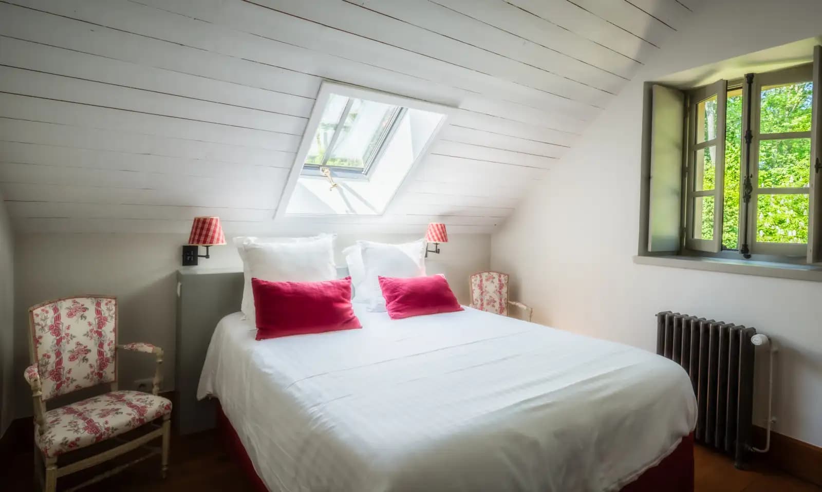 Le Hameau (Moulin + Pompe + Atelier)