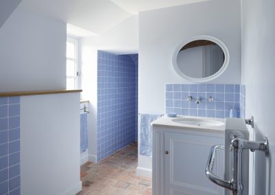 Salle de bain de la chambre bleue